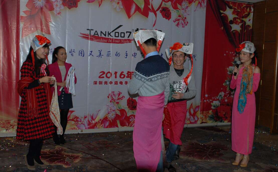 1453174792574496.jpg 手電筒廠家