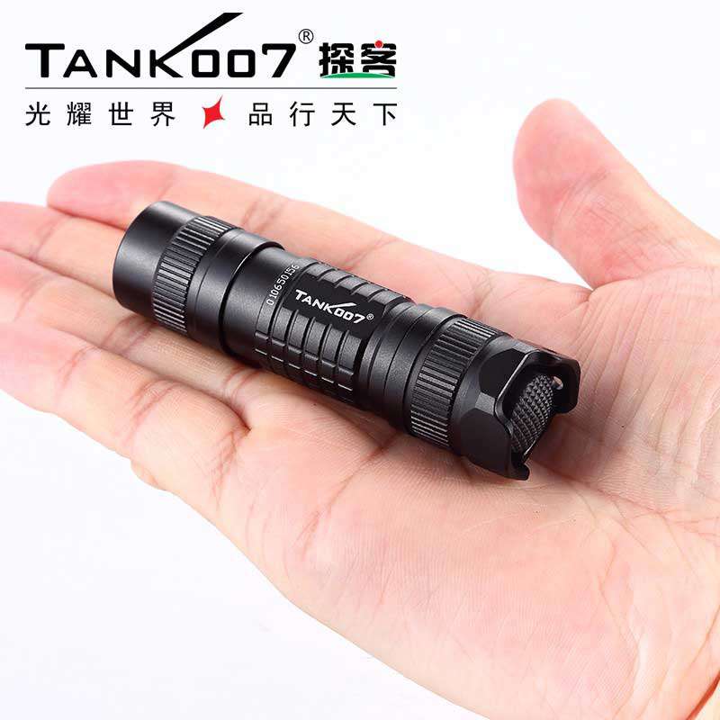 1577510022424940.jpg 手電筒廠家